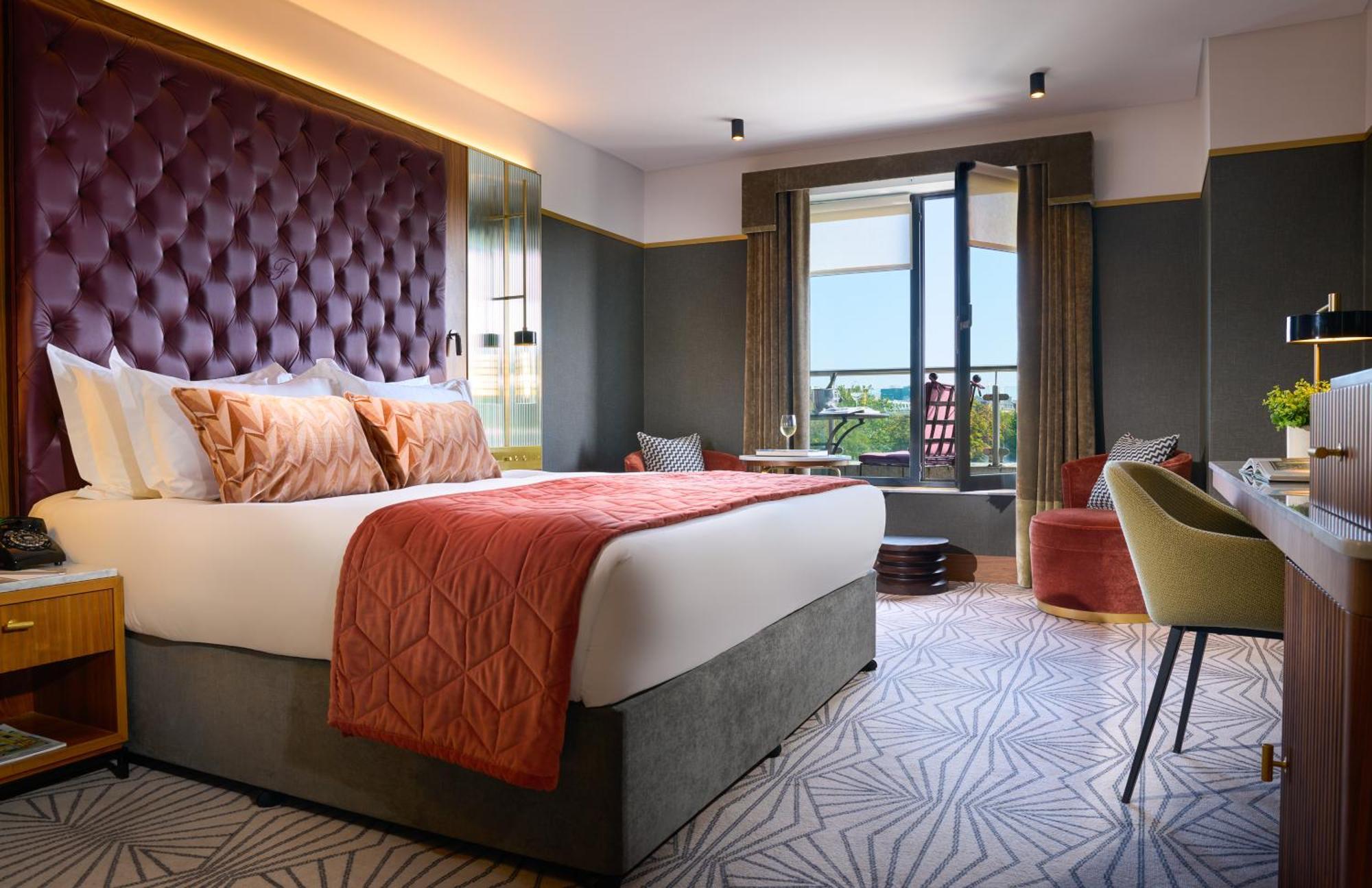 The Fitzwilliam Hotel Dublin Exterior photo A bedroom at The Principal York