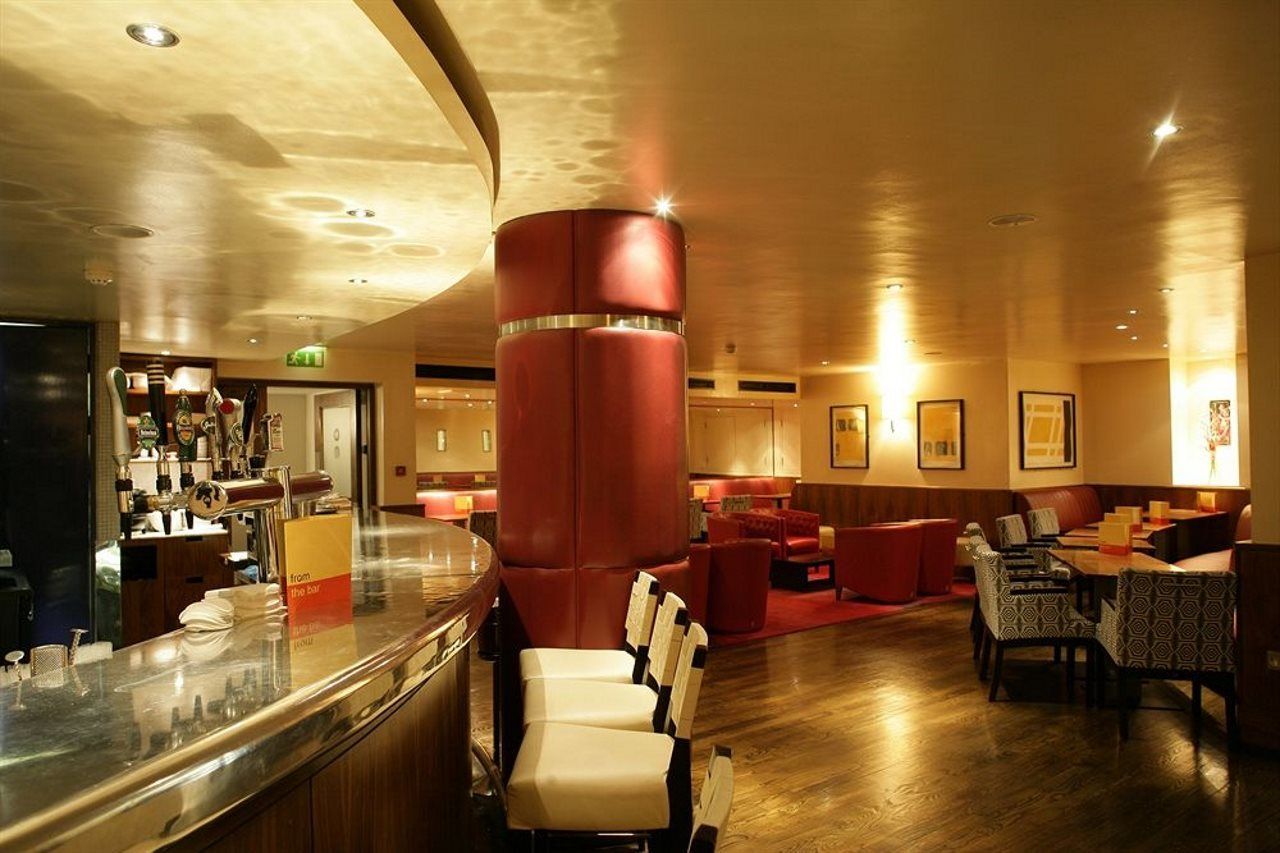 The Fitzwilliam Hotel Dublin Exterior photo The interior of the restaurant